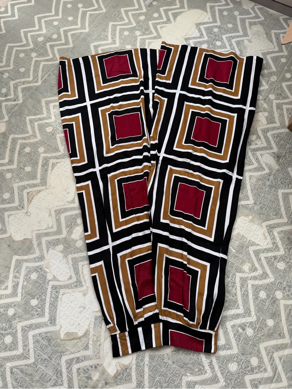 One Teaspoon Wide-Leg Pants in Black, Brown & Burgundy Geometric Print USA small